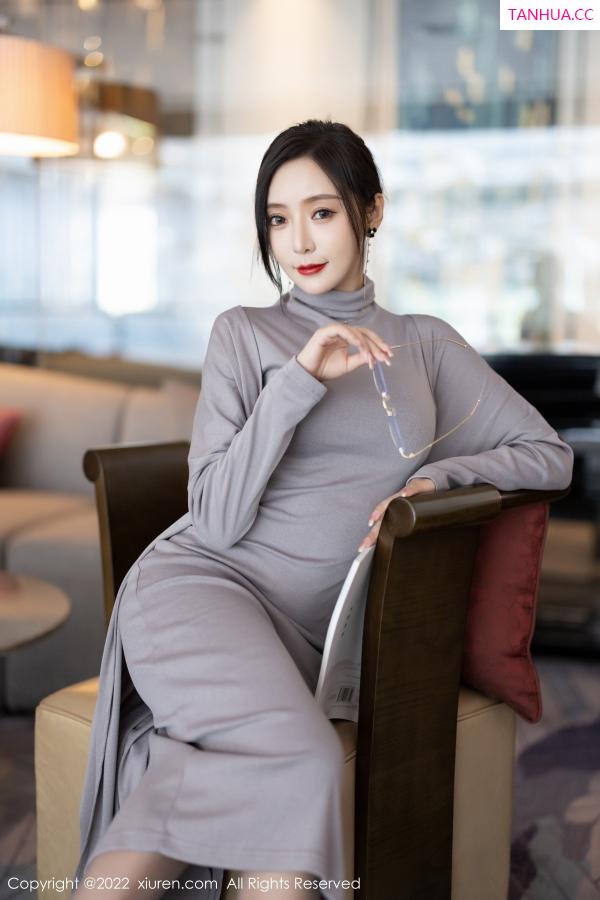 王馨瑶  [XiuRen]高清写真图 2022.10.21 No.5745 王馨瑶yanni 美腿丝袜第8张图片